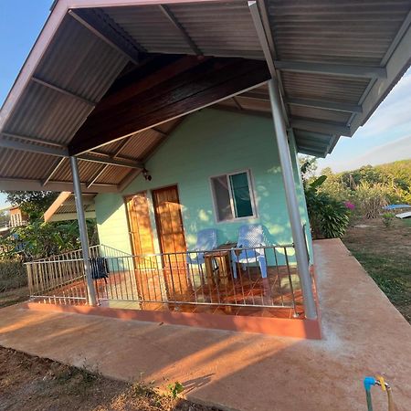 Baanlungmong Hotel Koh Mak Buitenkant foto