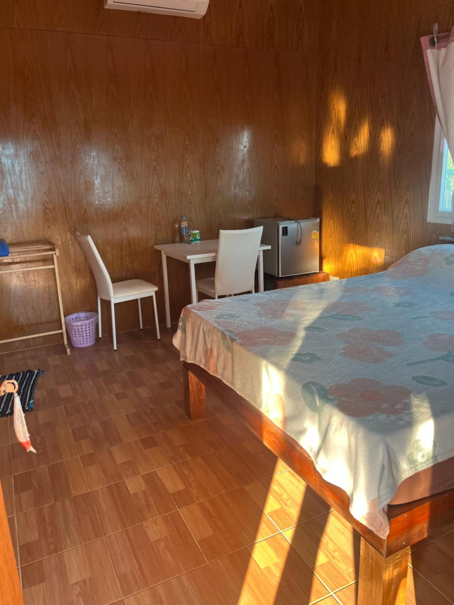 Baanlungmong Hotel Koh Mak Buitenkant foto